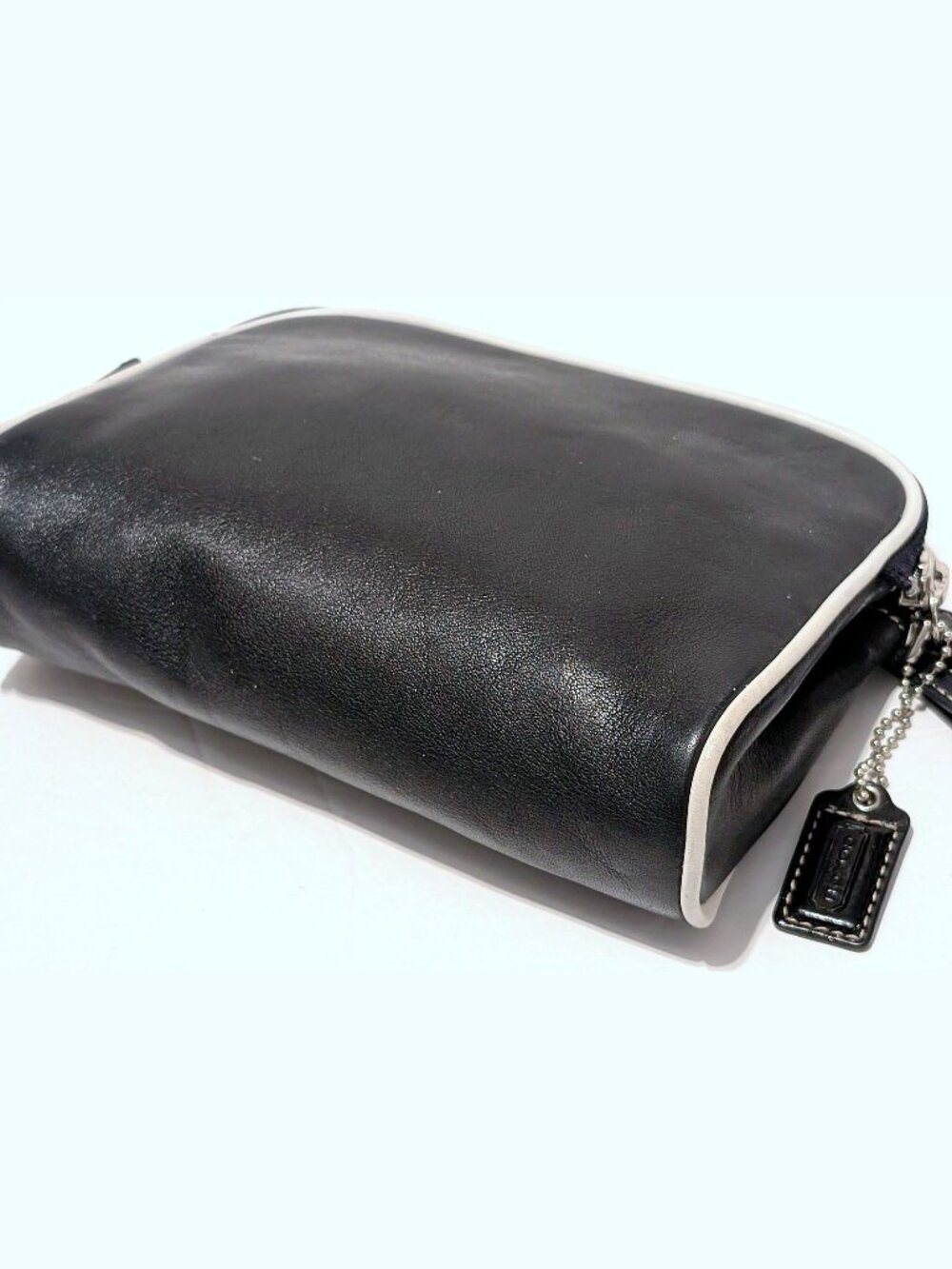 RARE Vintage Coach Cosmetic Zip Pouch Black Leather Zip Pouch Travel Case - Picture 3 of 6